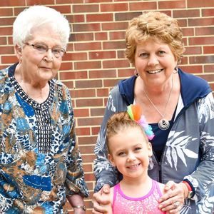 Meet your Posher, Debbie